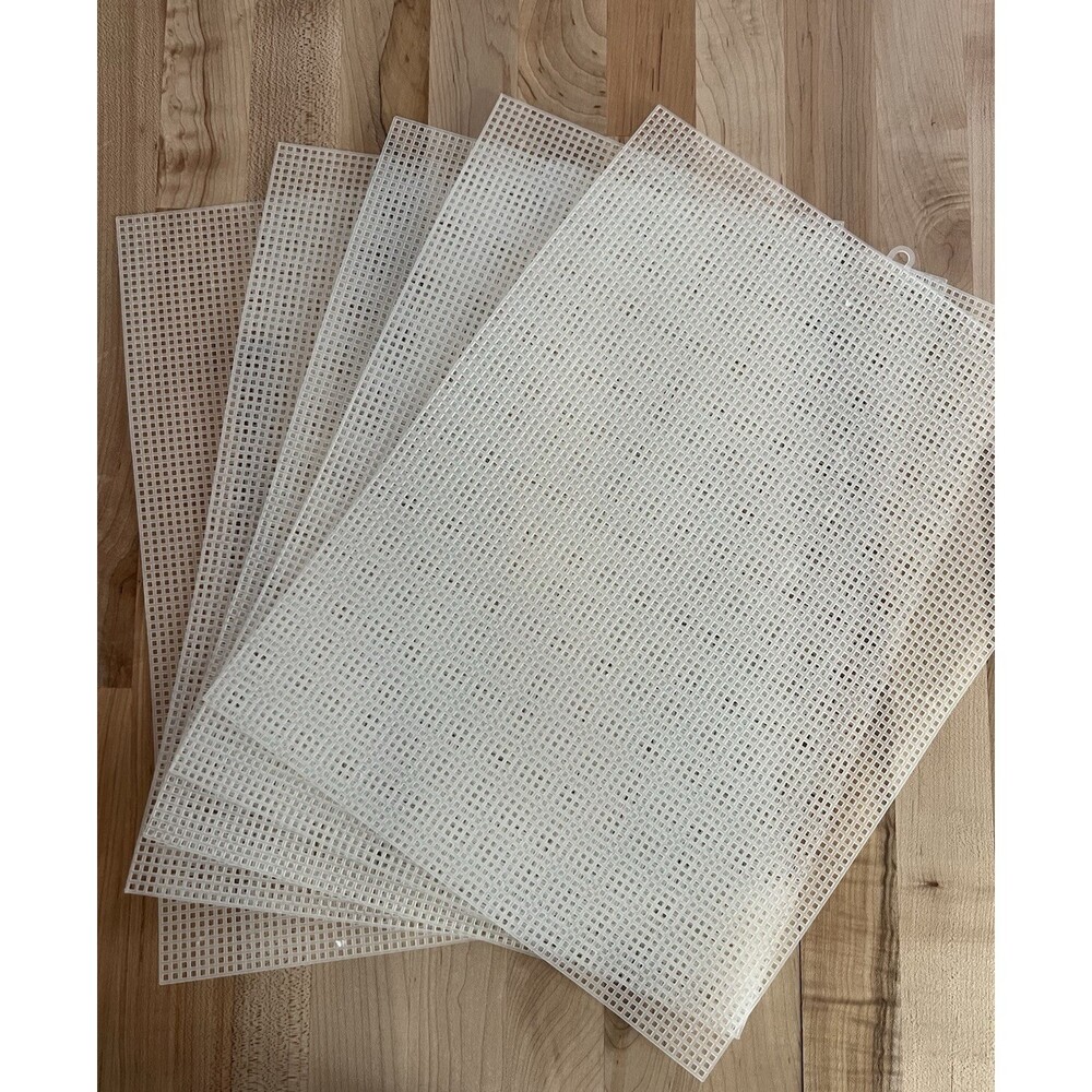 Plastic Canvas Sheets 7 Mesh Count 10.5" X 13.5" Clear - 5 in Total - New